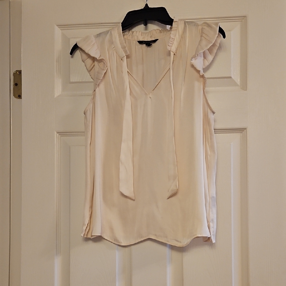 Banana Republic Cream Tie-Neck Ruffle Sleeve Camisole
